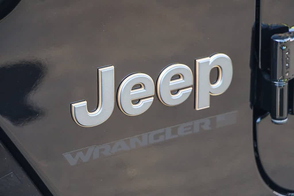 2024 Jeep Wrangler Rubicon 392 5