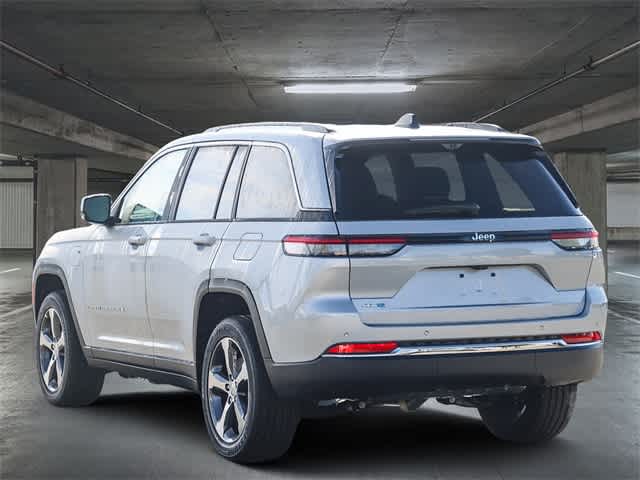 2024 Jeep Grand Cherokee 4xe  6