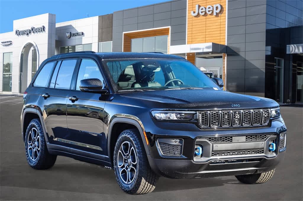 2024 Jeep Grand Cherokee 4xe Trailhawk 3