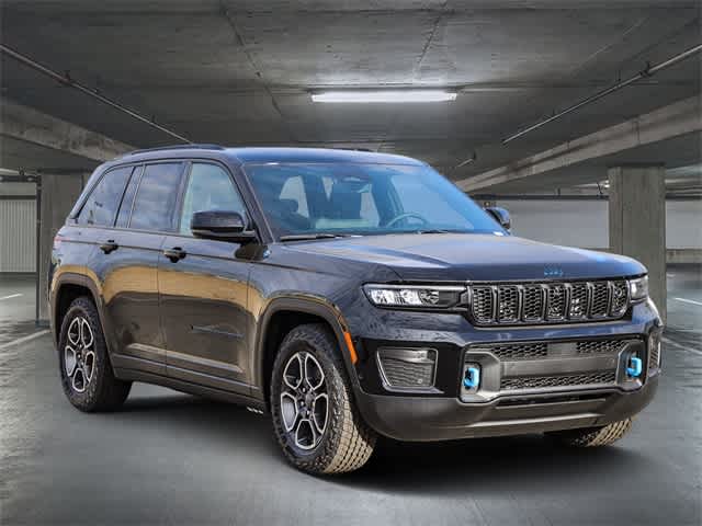 2024 Jeep Grand Cherokee 4xe Trailhawk 3