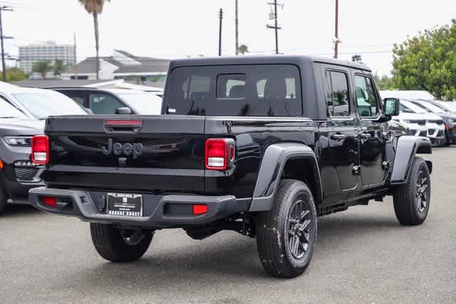 2024 Jeep Gladiator Sport S 4x4 6