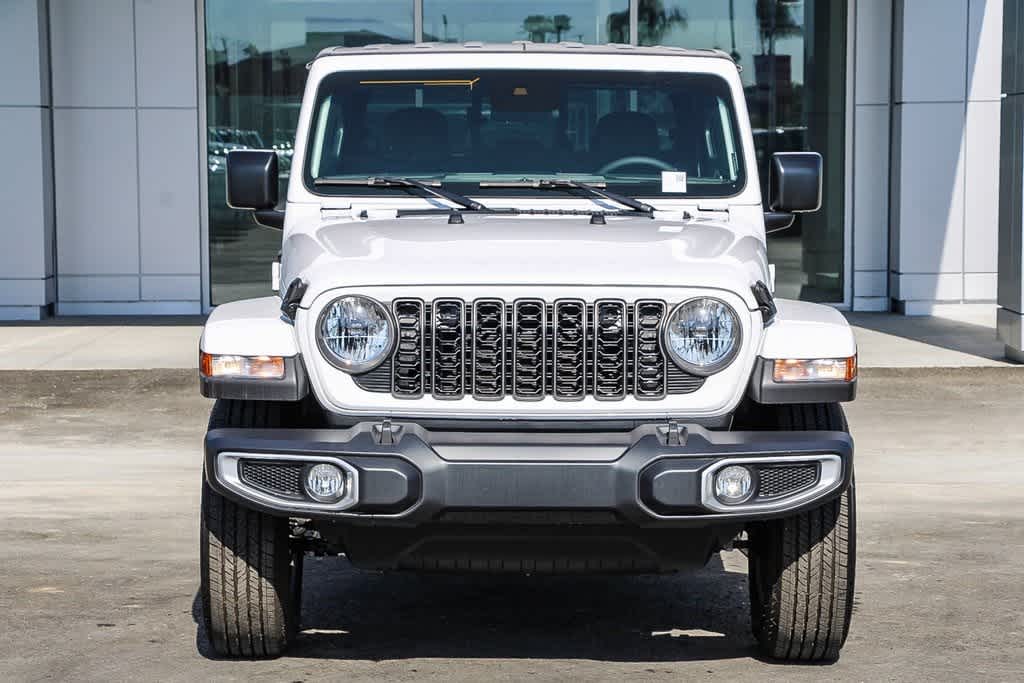 2024 Jeep Gladiator Sport S 4x4 6