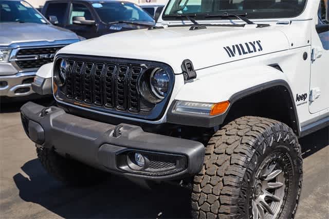 2024 Jeep Gladiator Sport 4x4 10