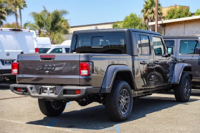 2024 Jeep Gladiator Sport S 4x4 6