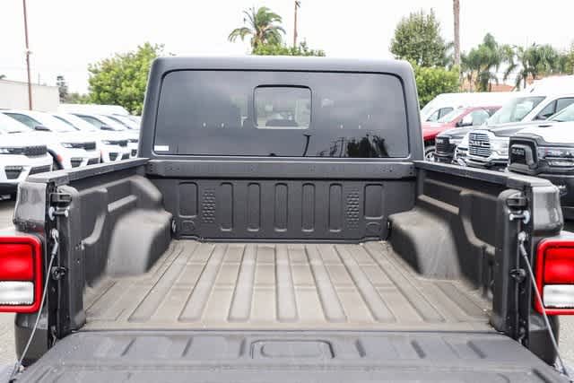 2024 Jeep Gladiator Sport 4x4 26