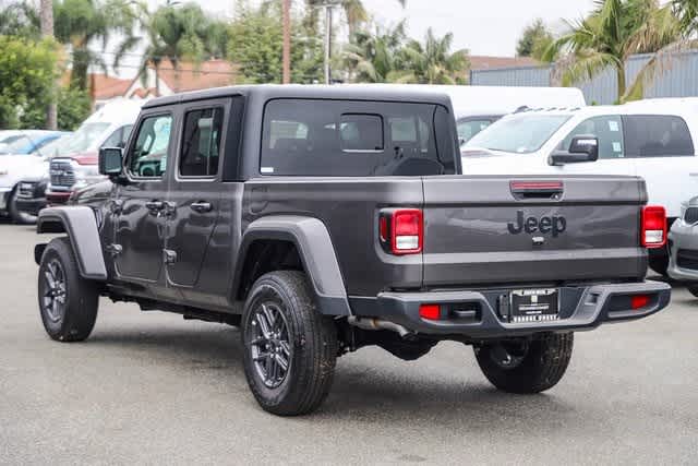 2024 Jeep Gladiator Sport 4x4 8