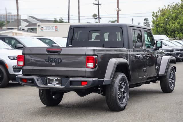 2024 Jeep Gladiator Sport S 4x4 6