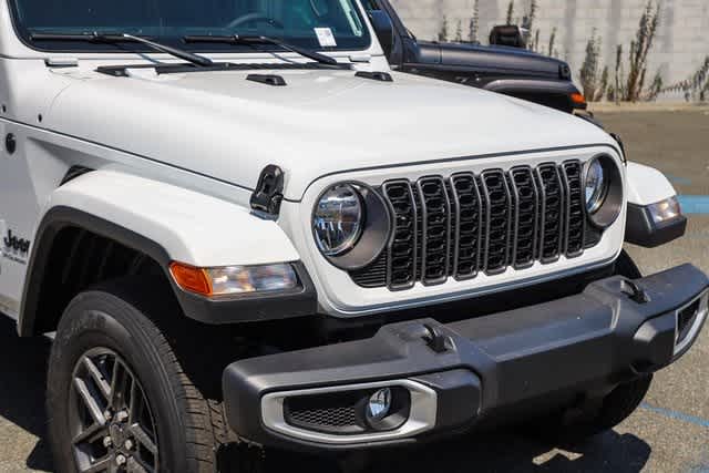 2024 Jeep Gladiator Sport 4x4 5