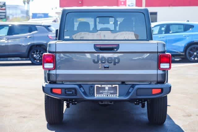 2024 Jeep Gladiator Sport 4x4 7