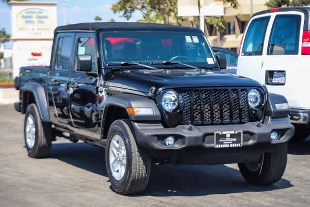 2020 Jeep Gladiator Sport S 4x4 3