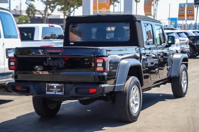 2020 Jeep Gladiator Sport S 4x4 6