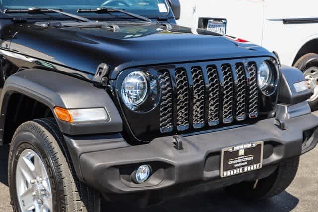 2020 Jeep Gladiator Sport S 4x4 5