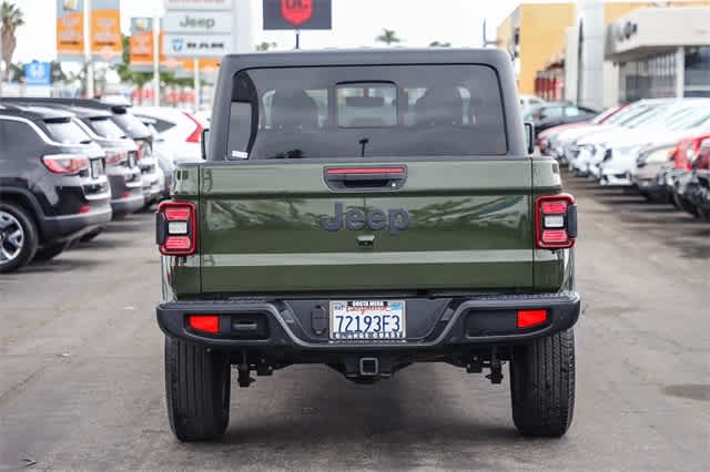 2021 Jeep Gladiator California Edition 4x4 7