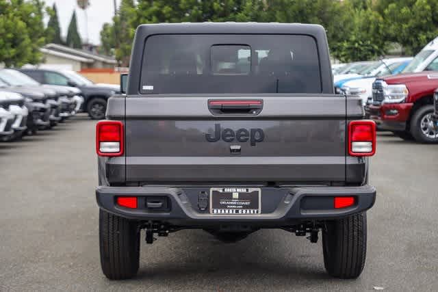 2024 Jeep Gladiator Sport 4x4 7