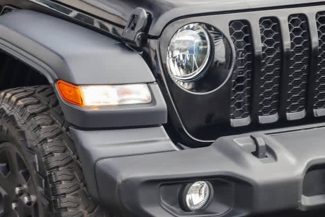 2020 Jeep Gladiator Sport S 4x4 4