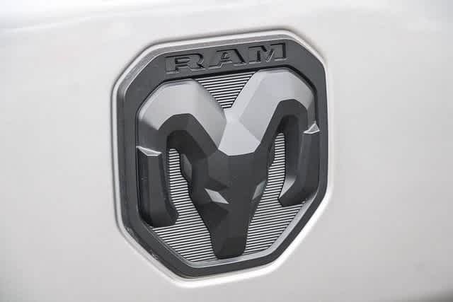 2021 Ram 1500 Big Horn 4x2 Crew Cab 57 Box 11