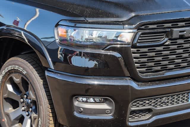 2025 Ram 1500 Big Horn 4x4 Crew Cab 57 Box 4