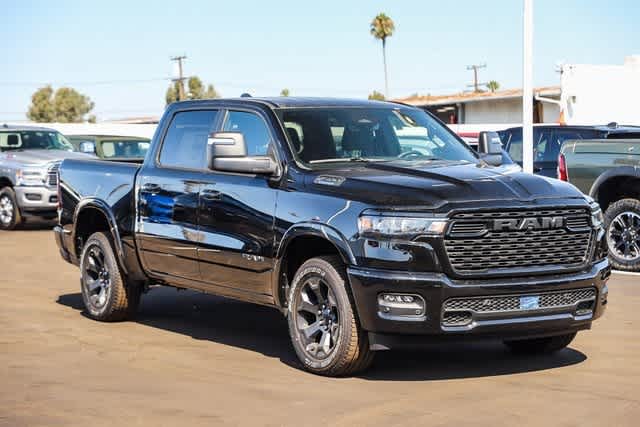 2025 Ram 1500 Big Horn 4x4 Crew Cab 57 Box 3