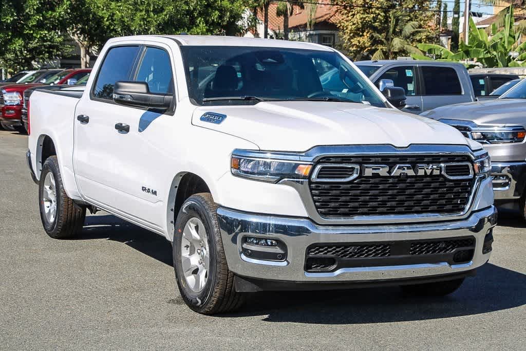 2025 Ram 1500 BIG HORN/LONE STAR 4x4 Crew Cab 57 Box 3