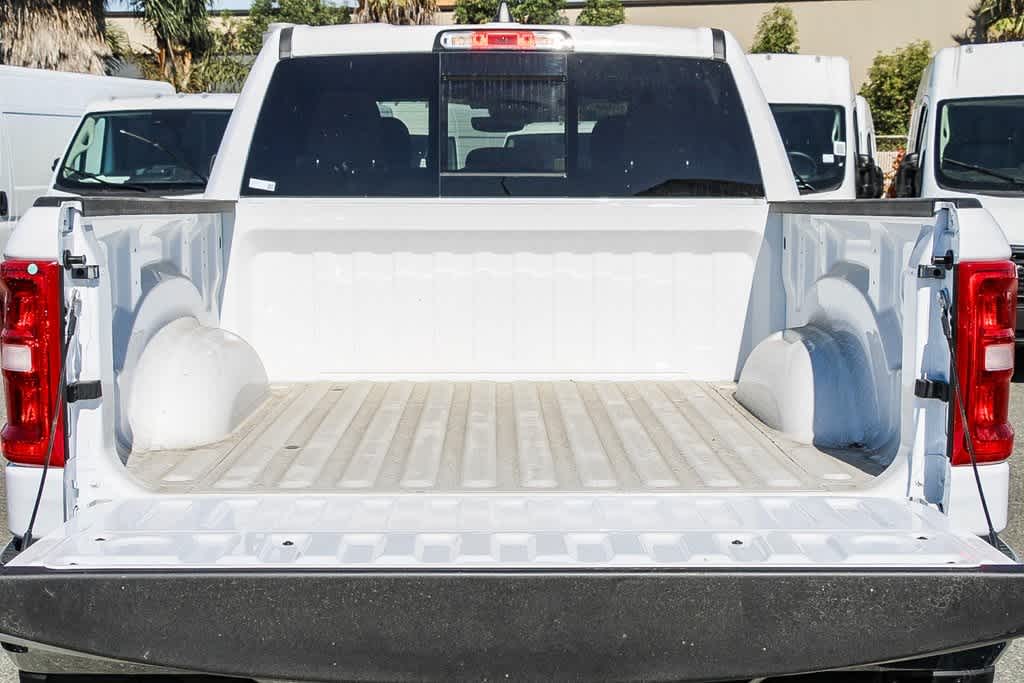 2025 Ram 1500 BIG HORN/LONE STAR 4x4 Crew Cab 57 Box 24