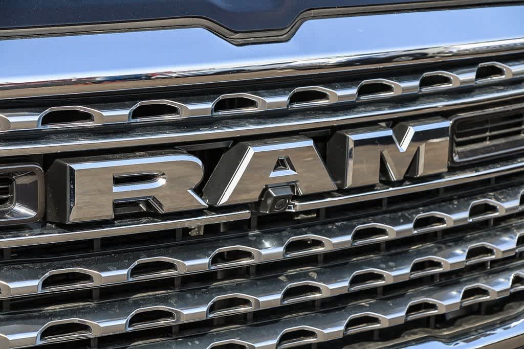 2025 Ram 1500 Limited 4x4 Crew Cab 57 Box 5