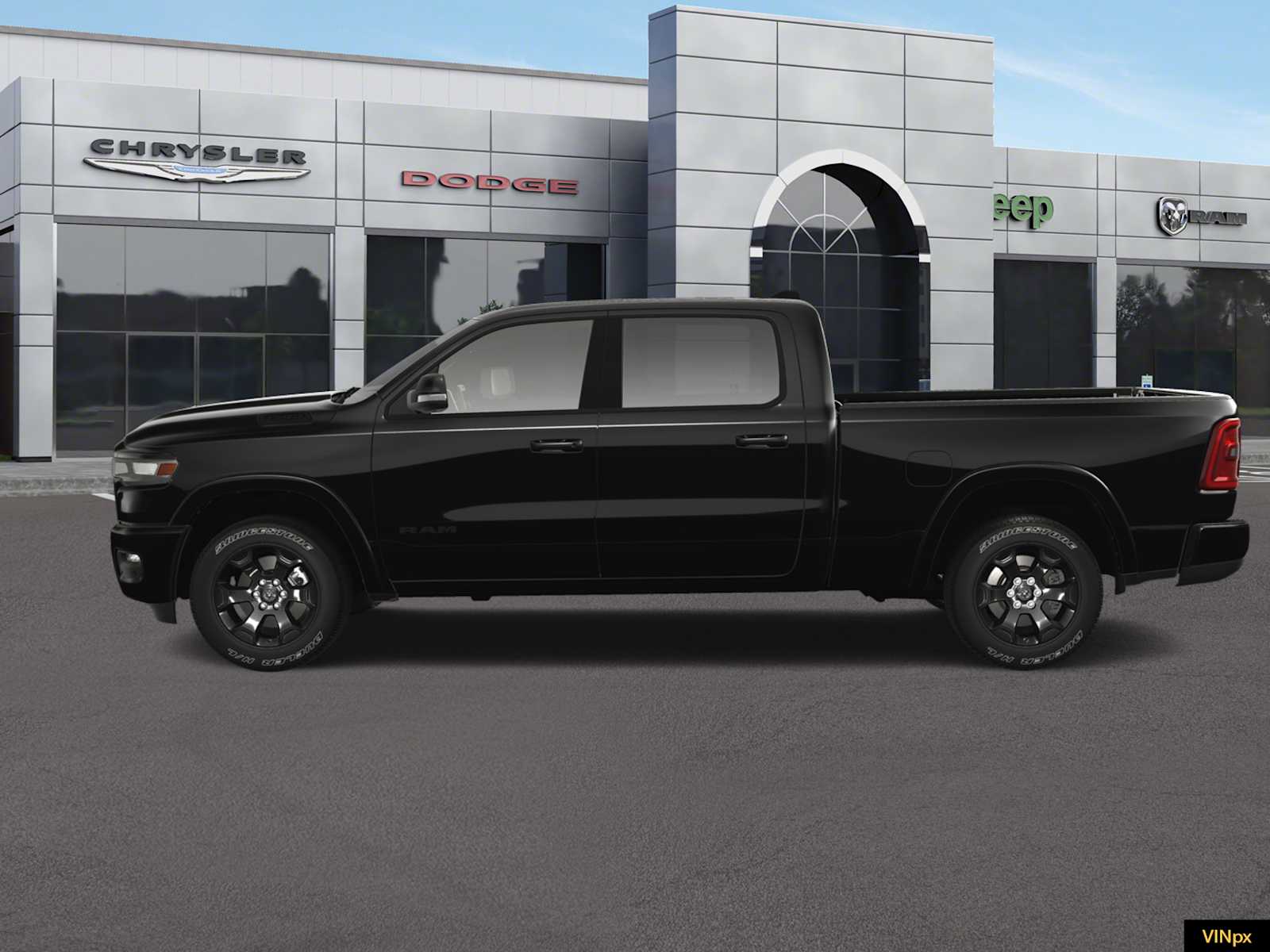 2025 Ram 1500 Big Horn 4x4 Crew Cab 64 Box 3