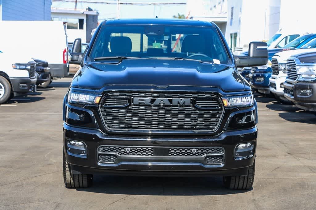 2025 Ram 1500 Big Horn 4x4 Crew Cab 64 Box 6