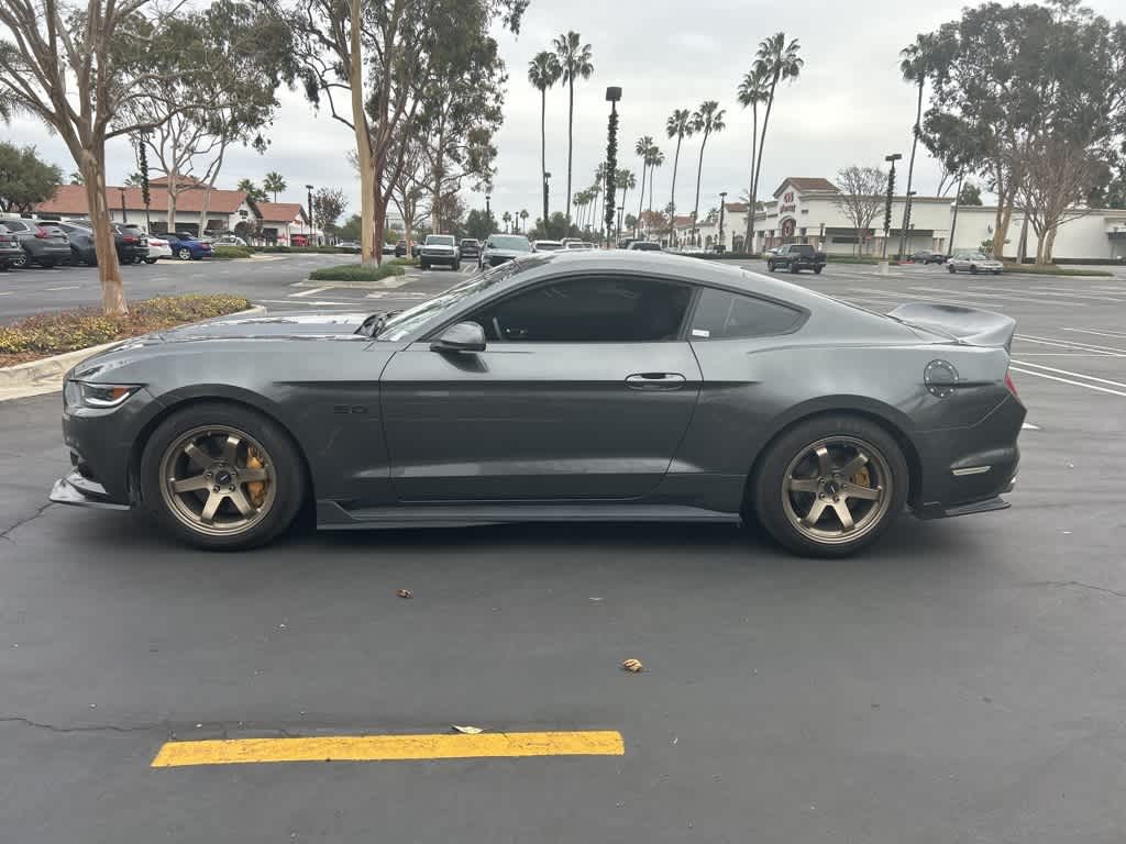 2016 Ford Mustang GT 2