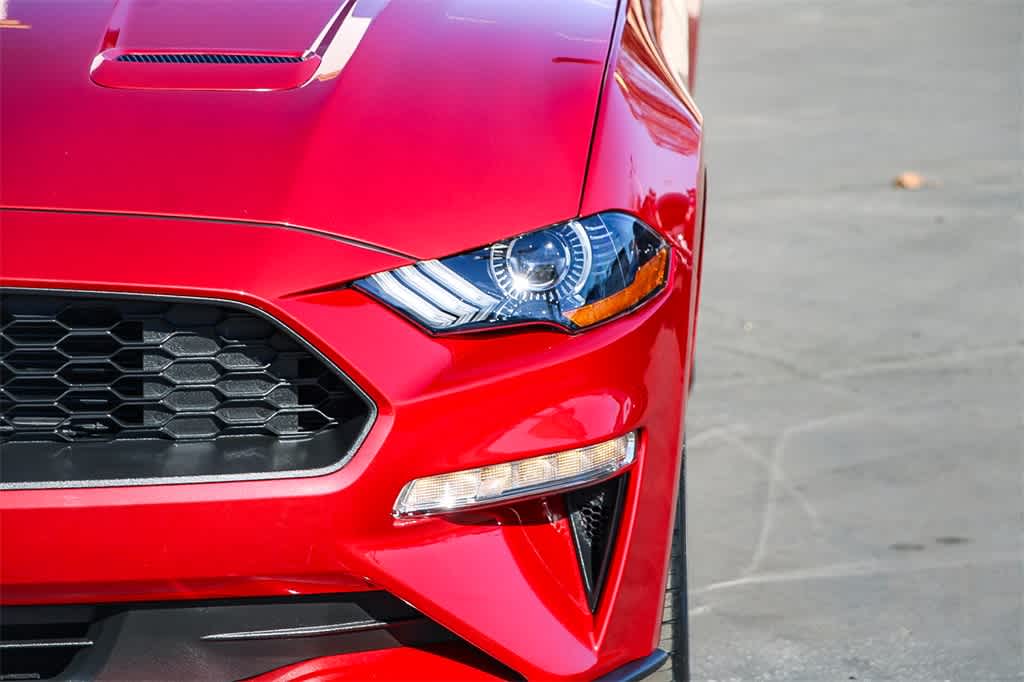 2021 Ford Mustang EcoBoost 7