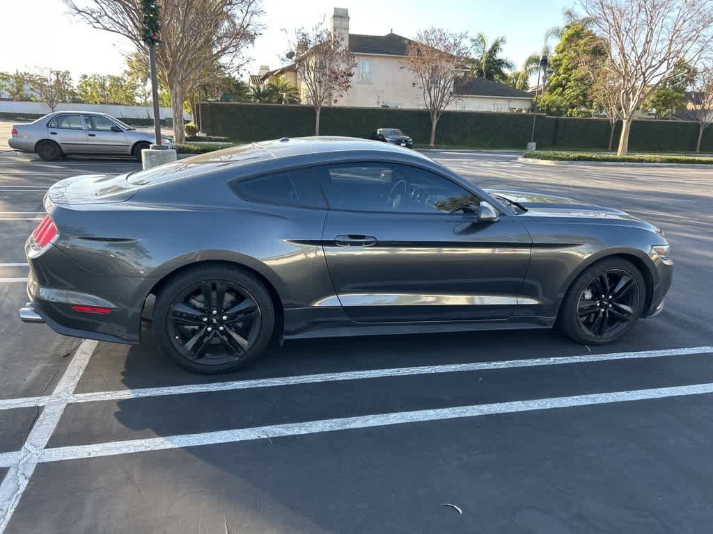 2017 Ford Mustang EcoBoost 6