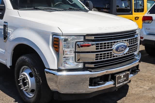 2018 Ford Super Duty F-350 DRW XLT 2WD SuperCab 168 WB 60 CA 5