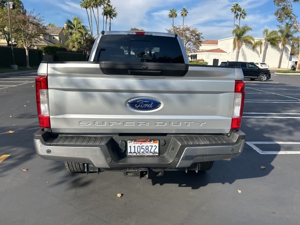 2019 Ford Super Duty F-250 SRW LARIAT 4WD Crew Cab 6.75 Box 5