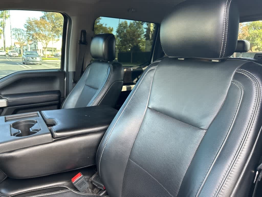 2019 Ford Super Duty F-250 SRW LARIAT 4WD Crew Cab 6.75 Box 27