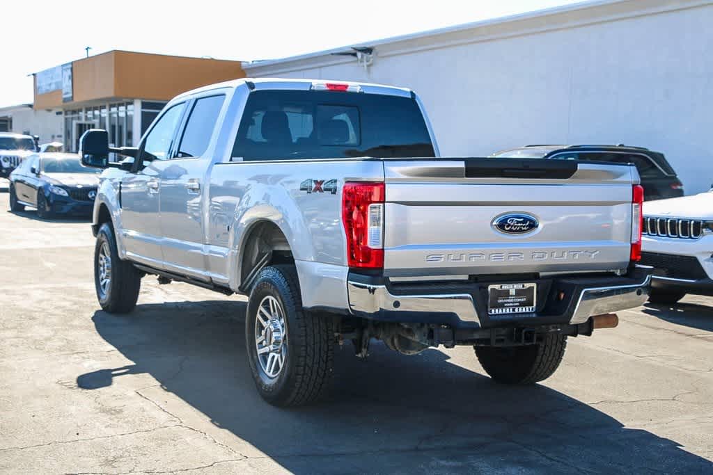 2019 Ford Super Duty F-250 SRW LARIAT 4WD Crew Cab 6.75 Box 2