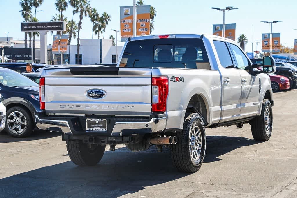 2019 Ford Super Duty F-250 SRW LARIAT 4WD Crew Cab 6.75 Box 4