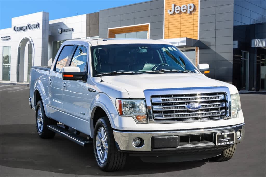 2014 Ford F-150 Lariat 2WD SuperCrew 145 5