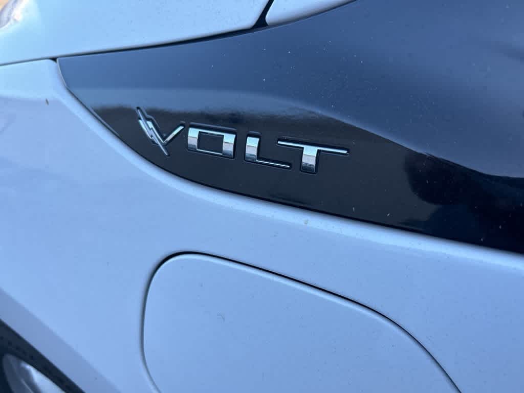 2018 Chevrolet Volt LT 10