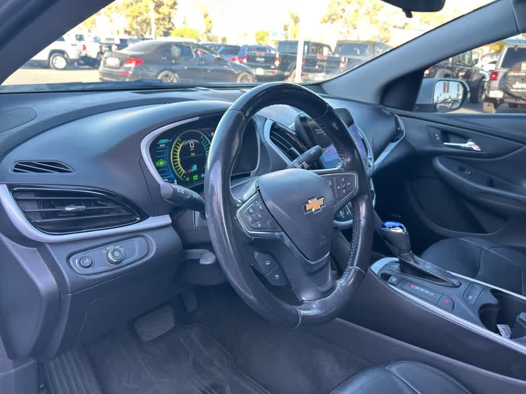 2018 Chevrolet Volt LT 15