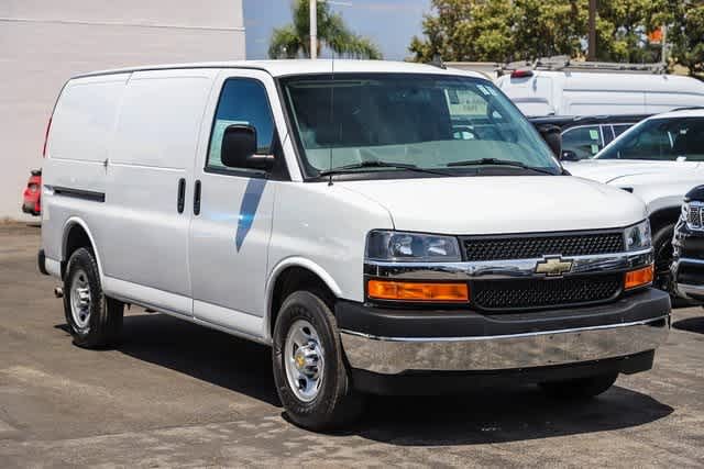 2020 Chevrolet Express WORK VAN 3