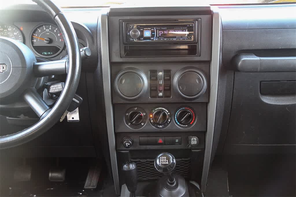 2009 Jeep Wrangler Unlimited X 13