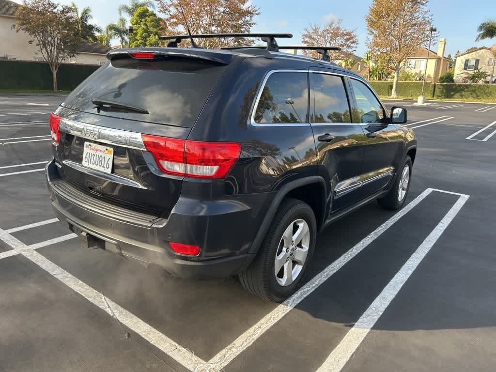 2011 Jeep Grand Cherokee Laredo 5