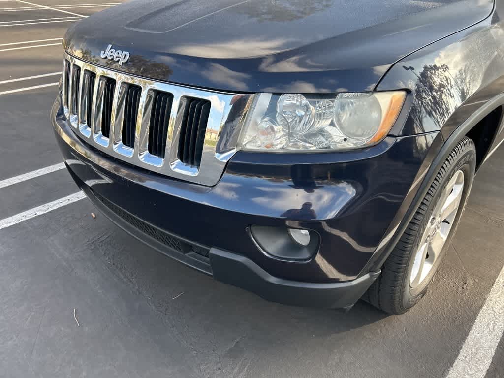 2011 Jeep Grand Cherokee Laredo 9