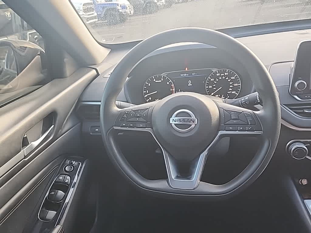 2021 Nissan Altima 2.5 SV 15