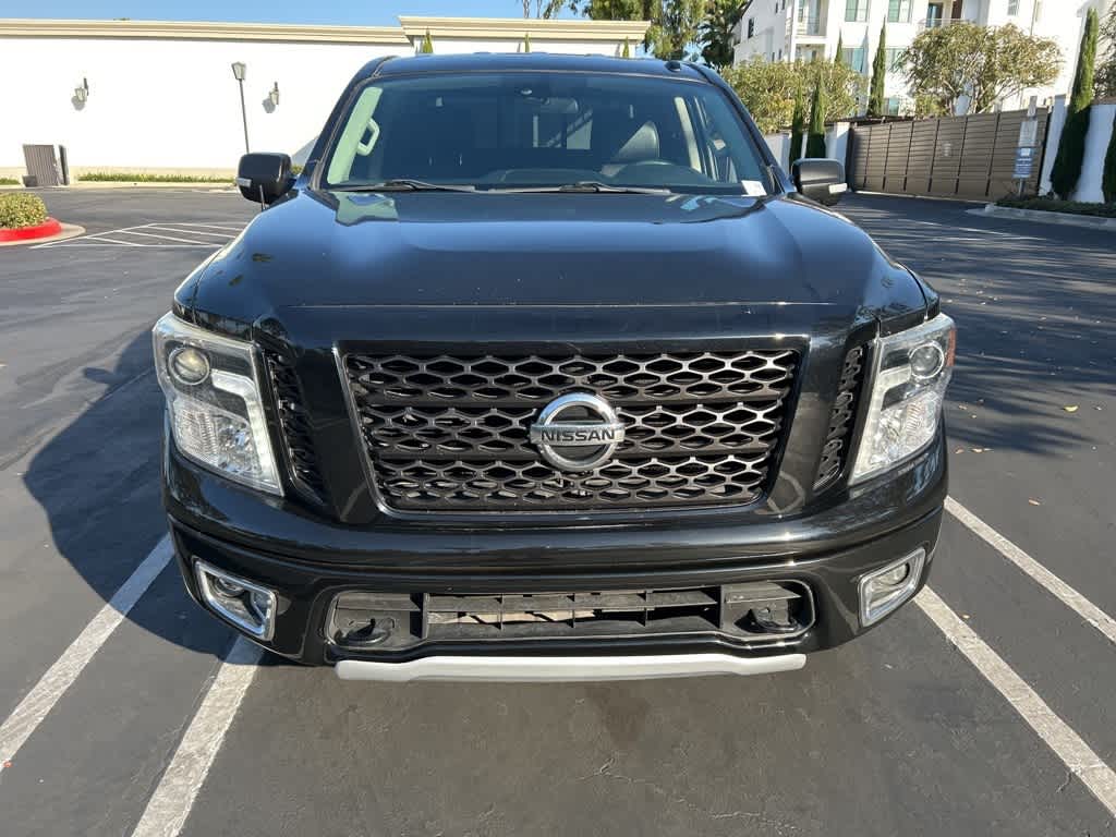 2017 Nissan Titan PRO-4X 4x4 Crew Cab 8