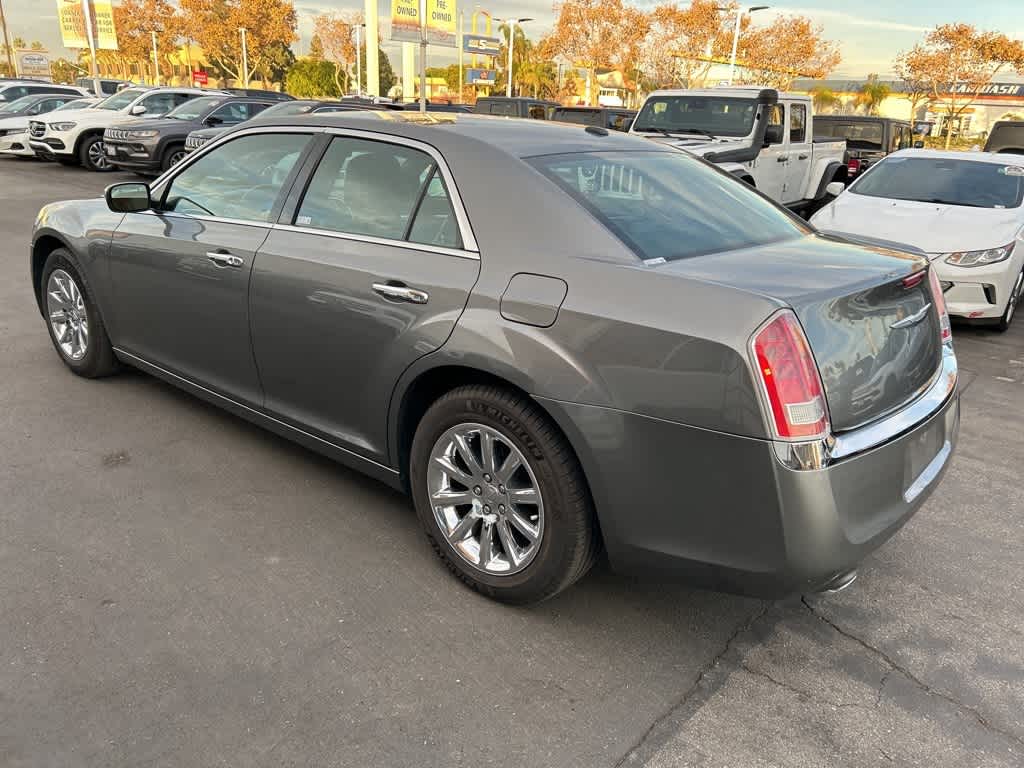 2011 Chrysler 300 Limited 3