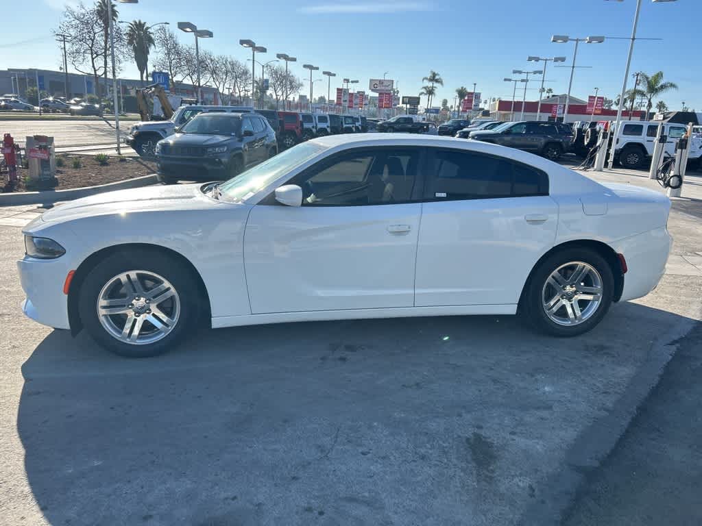 2015 Dodge Charger SE 2