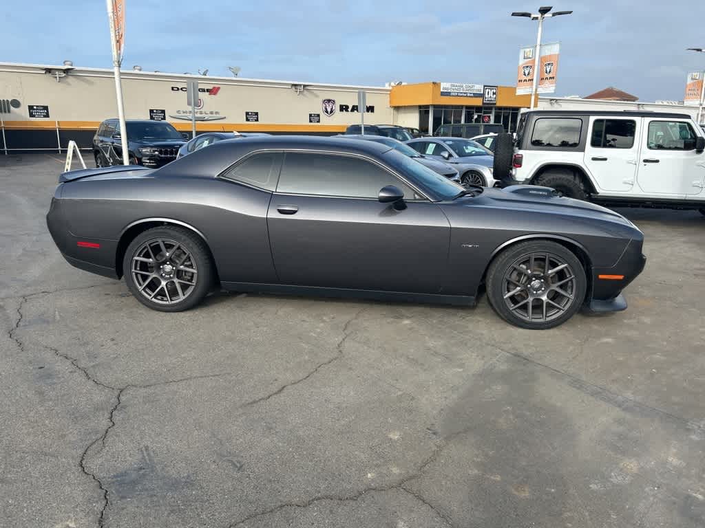 2019 Dodge Challenger R/T 6