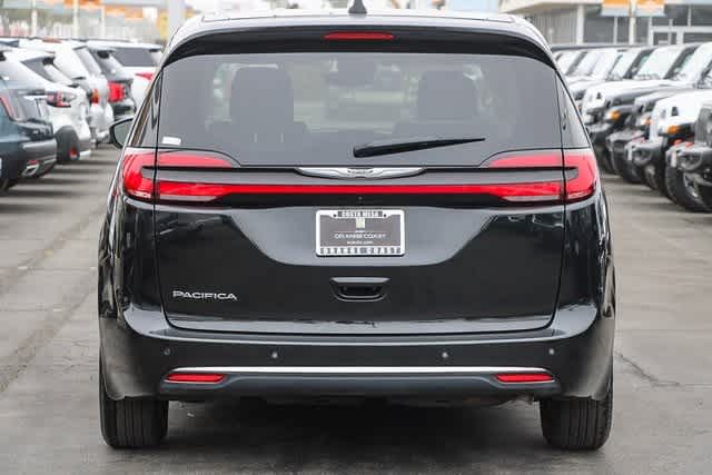 2023 Chrysler Pacifica Touring L 7