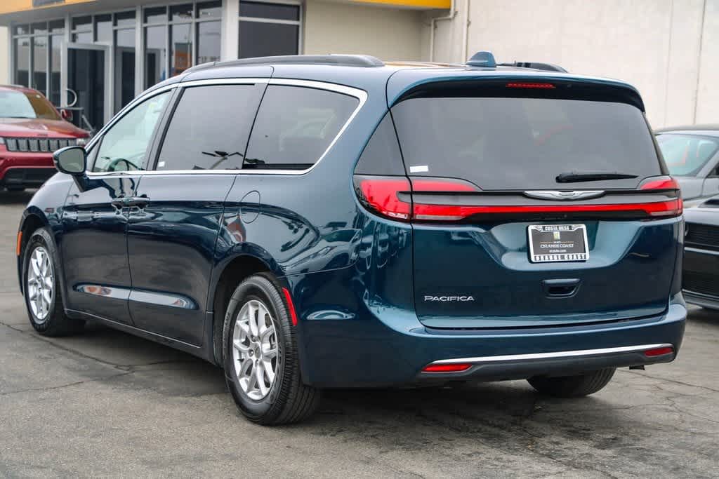 2022 Chrysler Pacifica Touring L 8