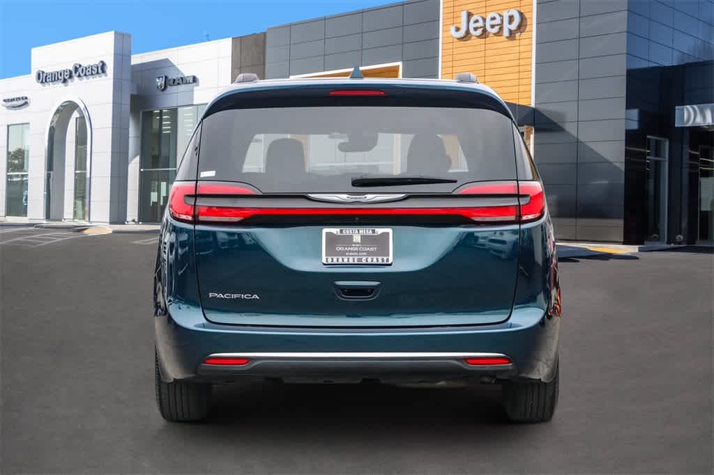 2022 Chrysler Pacifica Touring L 7